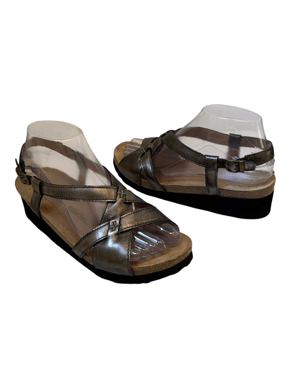 Taos Footwear Metallic Pewter Strappy Wedge Sandals. Size 7